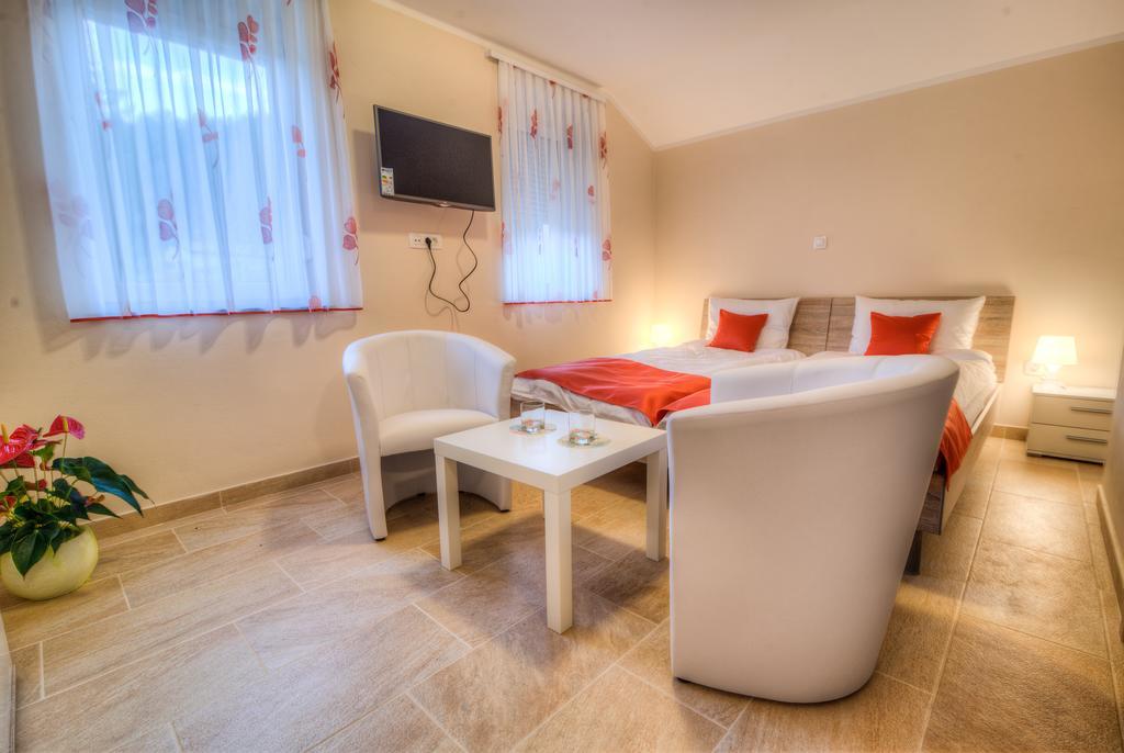 Dobra Hisa Zdravja Cicarija Hotel Golac Kültér fotó
